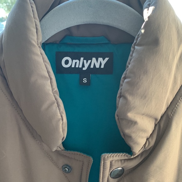OnlyNY Puffy Vest; dark tan; teal interior lining; size Small; Unisex - Picture 3 of 12